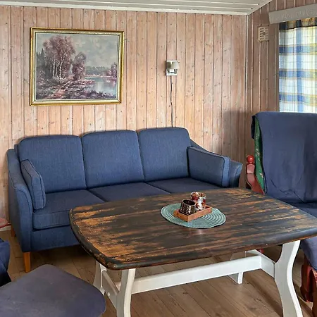 3 Bedroom Awesome In Vakantiehuis Vikersund