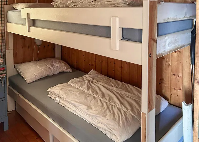 3 Bedroom Awesome In * Vikersund